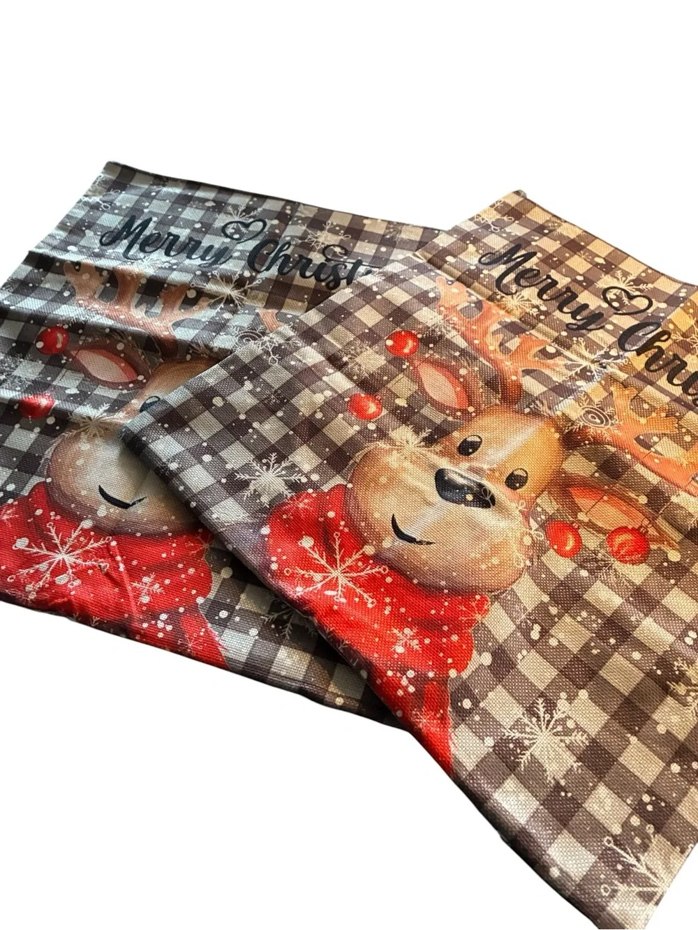 Festive Reindeer Christmas Pillow Covers Red/Brown set 2 17.5 x 17.5 doublesided